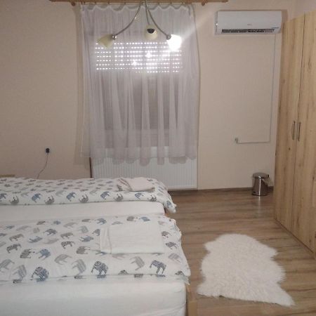 Evelin Sobe Daire Backa Topola Dış mekan fotoğraf
