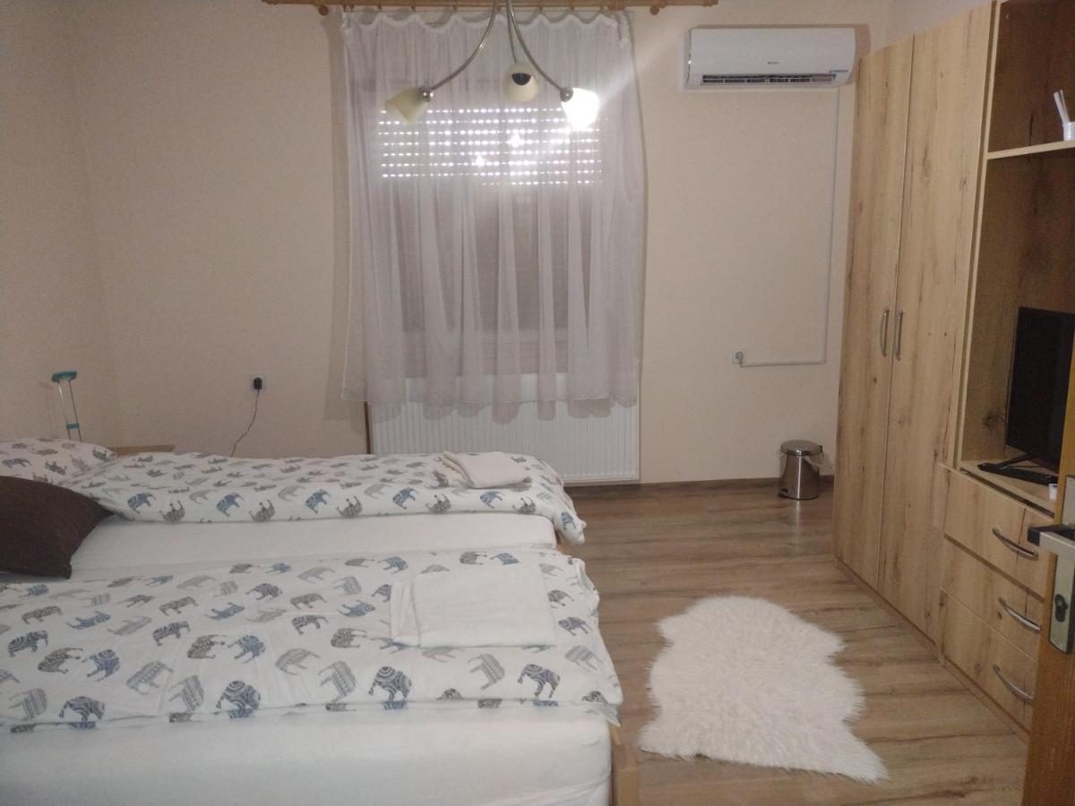Evelin Sobe Daire Backa Topola Dış mekan fotoğraf